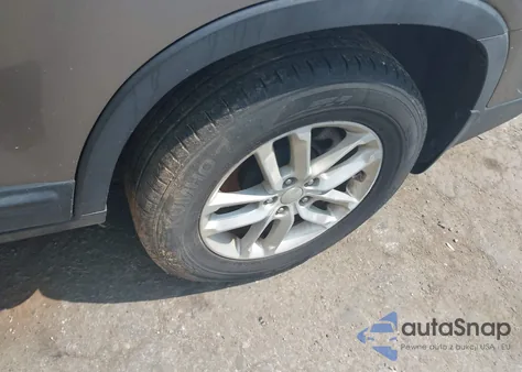 2015 Kia Sorento Lx z USA, uszkodzony, nr VIN 5XYKT3A62FG656790